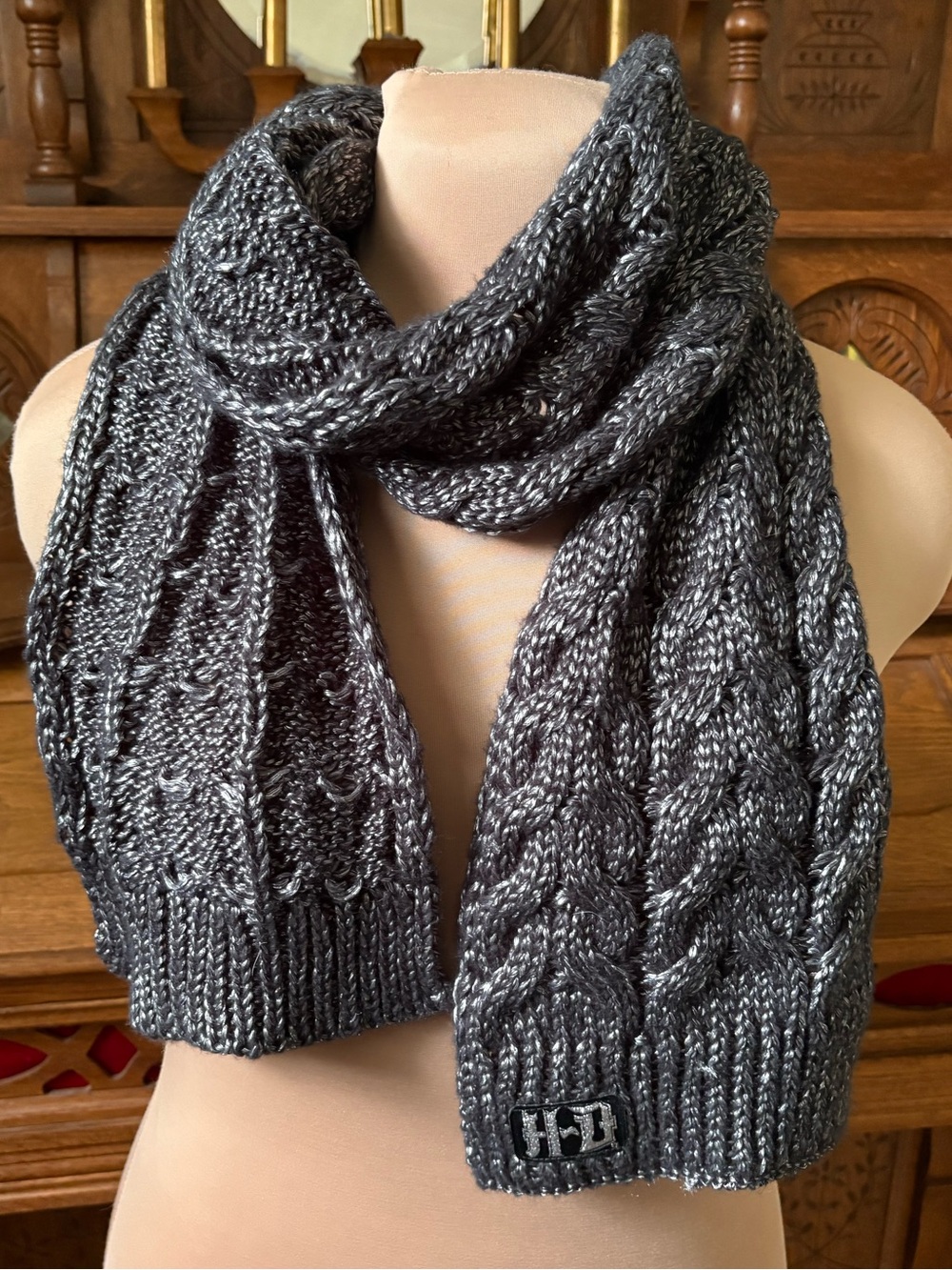 Cute Harley Davidson grey and silver cable knit scarf